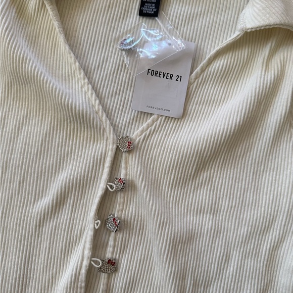 New Forever 21 x Hello Kitty Sanrio Collab White Ribbed Button-Up Top NWT SZ M - Picture 2 of 3